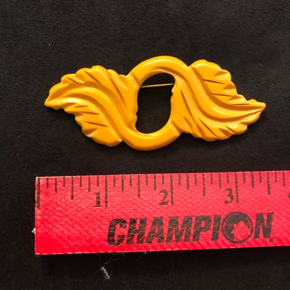 Jewelry Vintage Bakelite Pin Poshmark